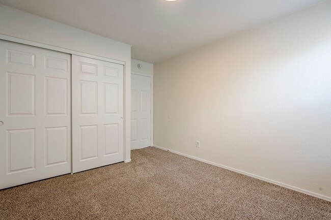 Building Photo - Beautifully Updated 4-Bedroom Home with Easy Access to Loop 101!