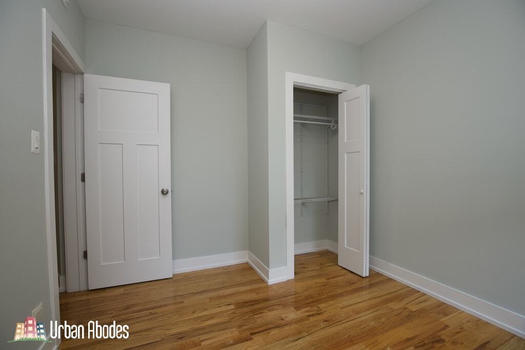 Building Photo - 3908 N Janssen Ave