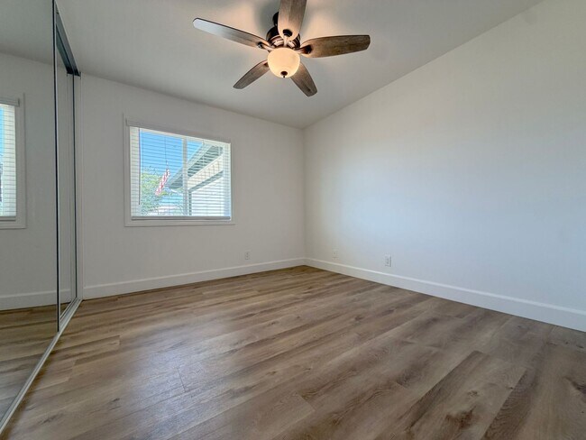 Building Photo - Experience the coastal breeze and the quiet charm of Hawaii Lane.