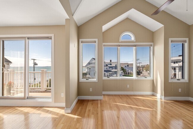 Building Photo - 141 Grovers Ave
