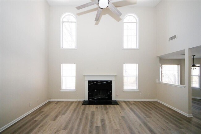 Building Photo - 4493 Bridle Ridge Way