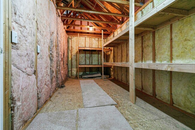 Building Photo - 808 Callahan Pl