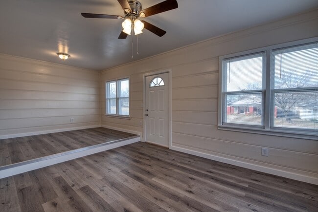 Building Photo - 620 NW 27th St