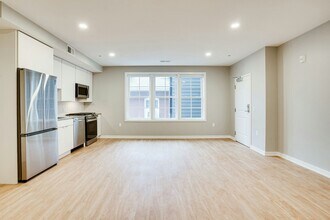 Building Photo - 2210 Wisconsin Ave NW