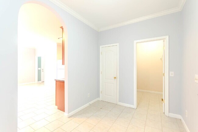 Building Photo - 3 bed, 2.5 bath brick home across from Ted Rhodes Golf Course