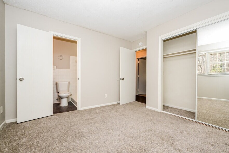 Building Photo - 4214 Miners Creek Rd