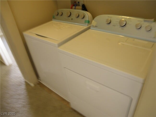 Building Photo - 1004 Appaloosa Hills Ave