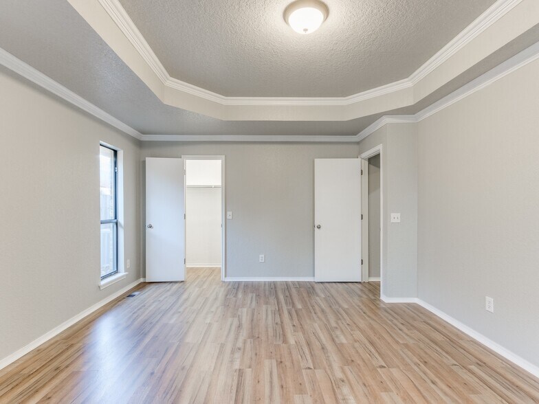 Building Photo - 509 Bluegrass Ln