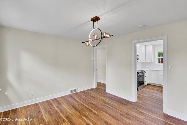 Building Photo - 7613 Norbourne Ave