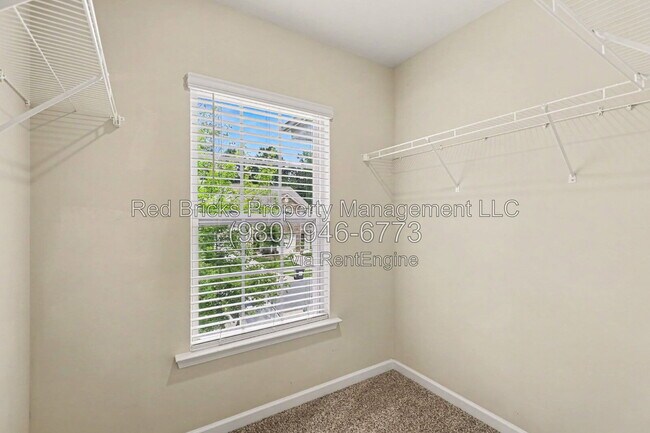 Building Photo - 6049 Guildford Hill Ln