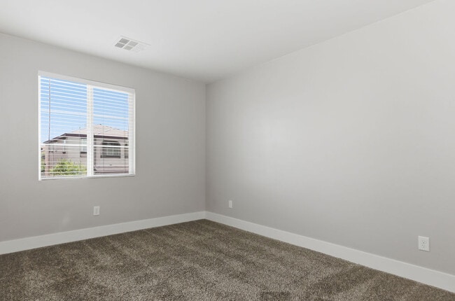 Building Photo - 8910 W Marble Light Ave