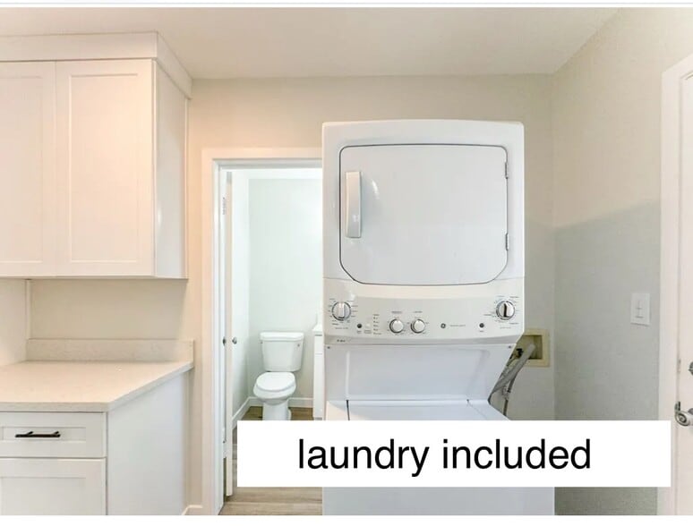 Building Photo - 133 Concord St