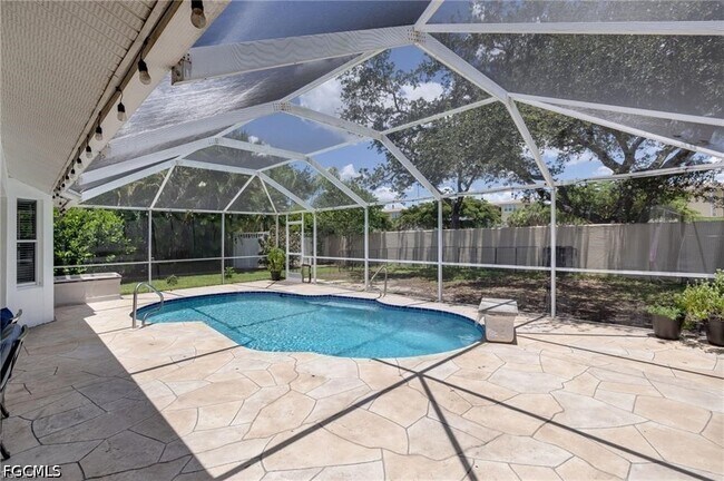 Building Photo - 17791 Castle Harbor Dr