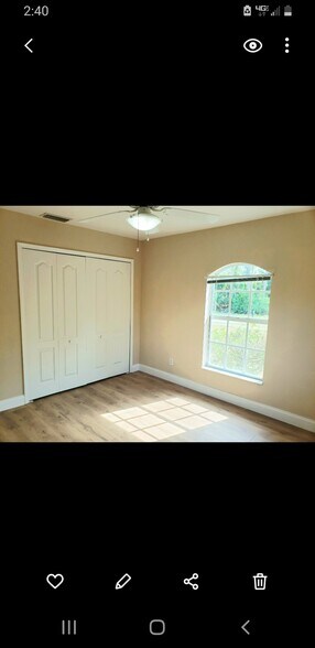 Building Photo - 5526 Lavender Ave