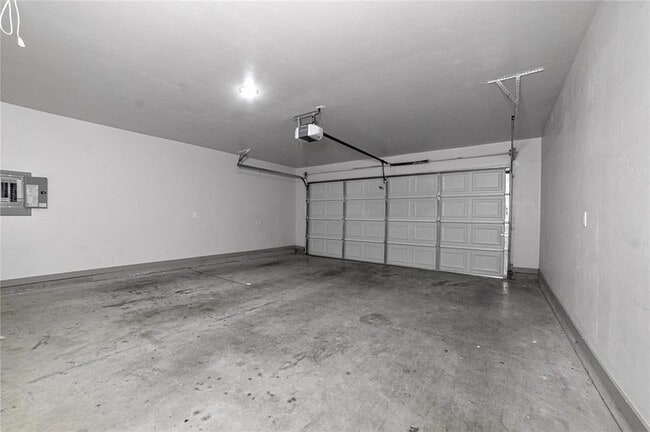 Building Photo - 1717 Breckenridge Dr