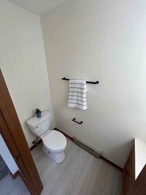 Building Photo - 665 Mumford Dr