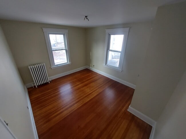 Building Photo - 12 East St