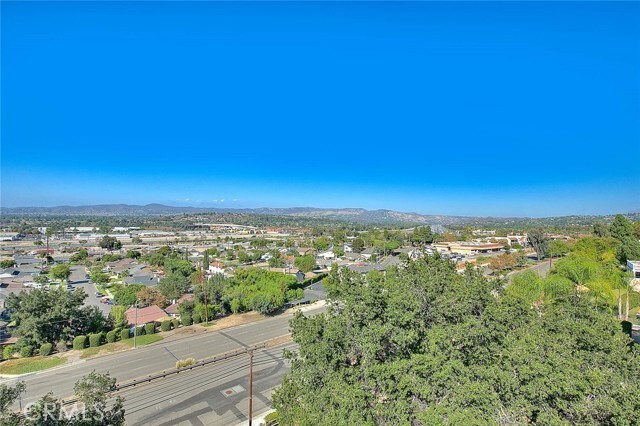 Building Photo - 145 S Vista Grande