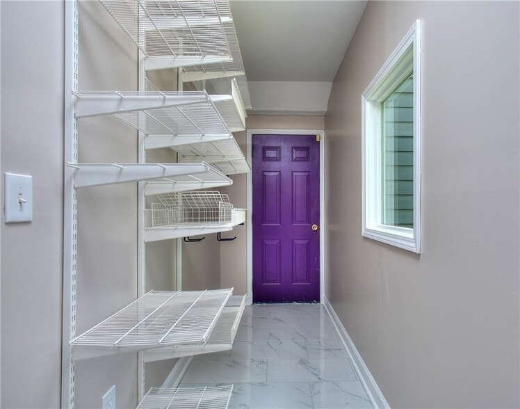 Building Photo - 2067 Brockett Rd