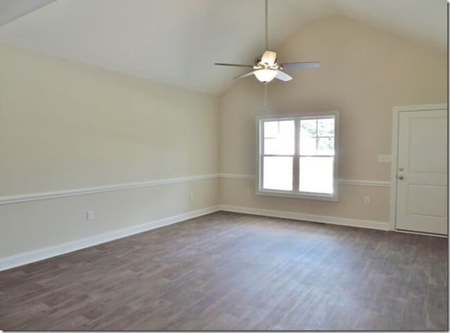 Building Photo - 4843 Jamestown Dr NW
