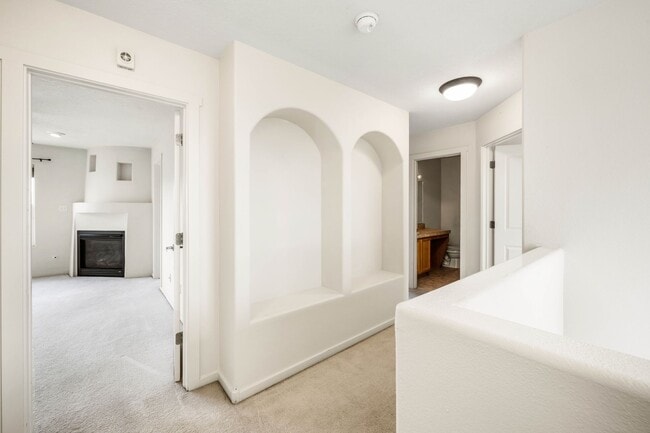 Building Photo - Spacious Two-Story Retreat