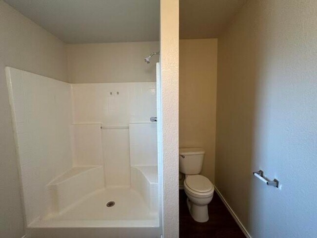 Building Photo - 4300 Larry Don Ln