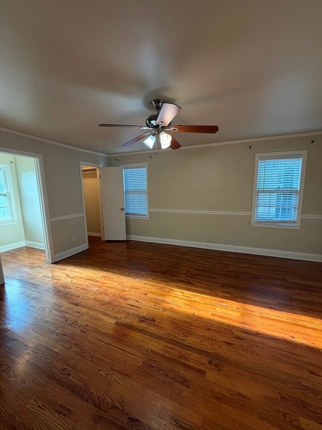 Building Photo - Renovated 2 Story, Large Lot, 3 Bedrooms and 2 1/2 bathrooms