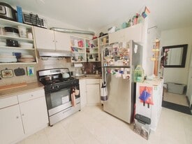 Building Photo - 25 Main St