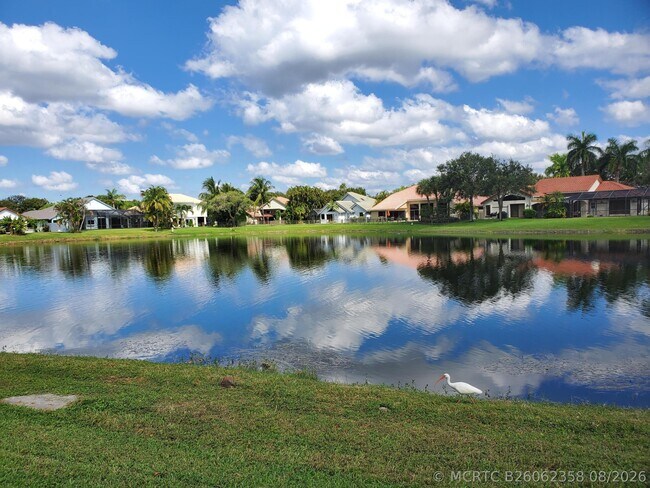 Building Photo - 10881 La Salinas Cir