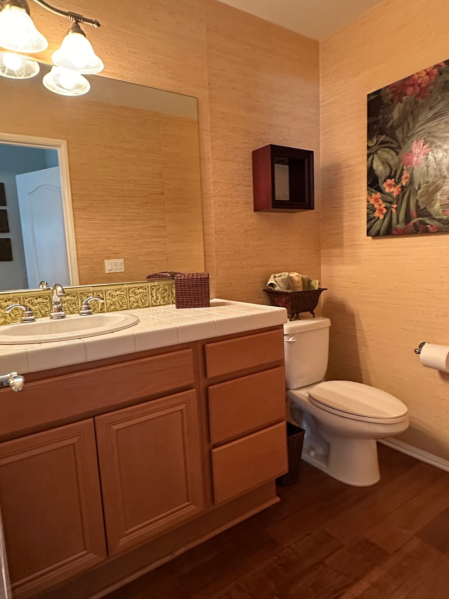 Downstairs 1/2 bath - 5053 Plaza Promenade