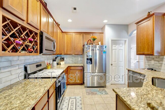 Building Photo - 113 Swiftwater Way