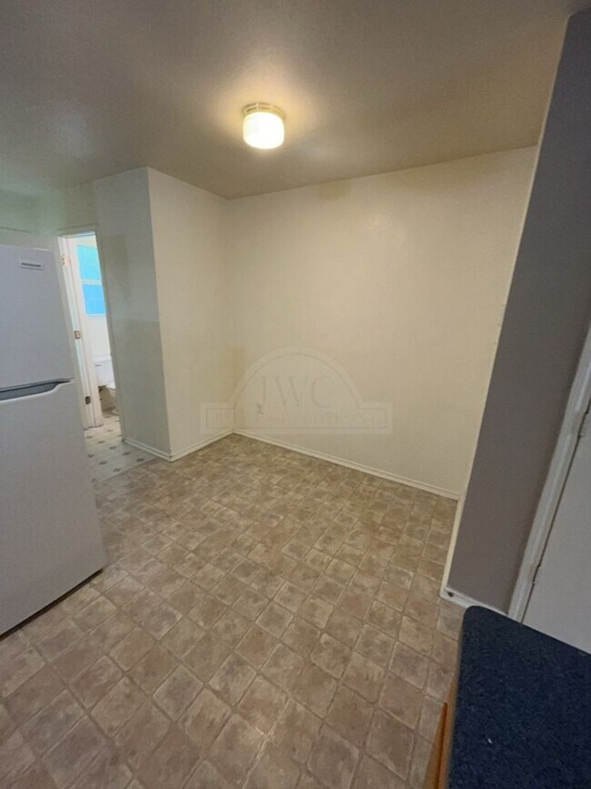 Building Photo - 4401 Mattie Dr