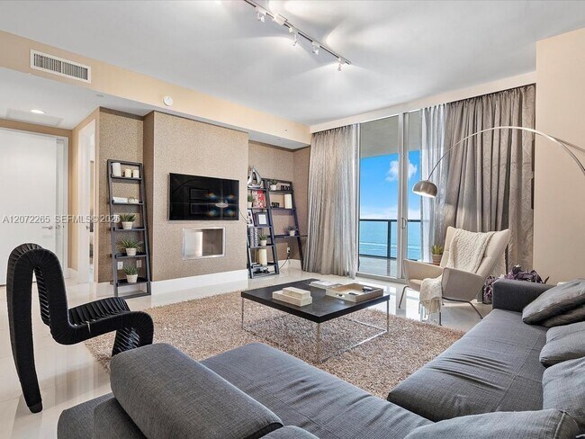 Building Photo - 9705 Collins Ave