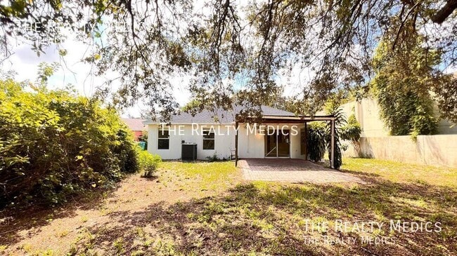 Building Photo - 7373 Mardell Ct