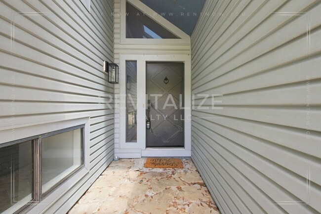 Building Photo - Knollwood Drive Gem- Home with Skylights, Fireplace & Open Floor Plan