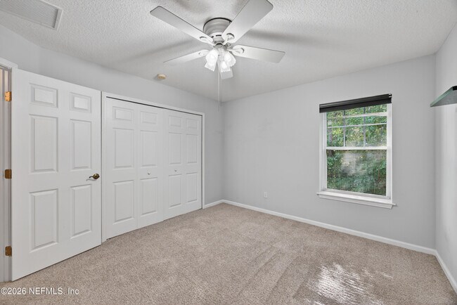 Building Photo - 6377 Island Forest Dr