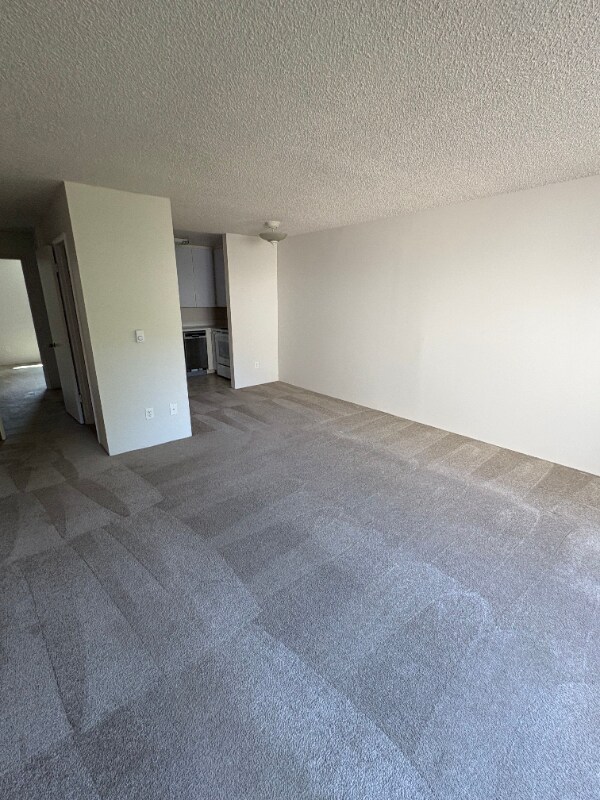 Building Photo - 133 SW Normandy Rd