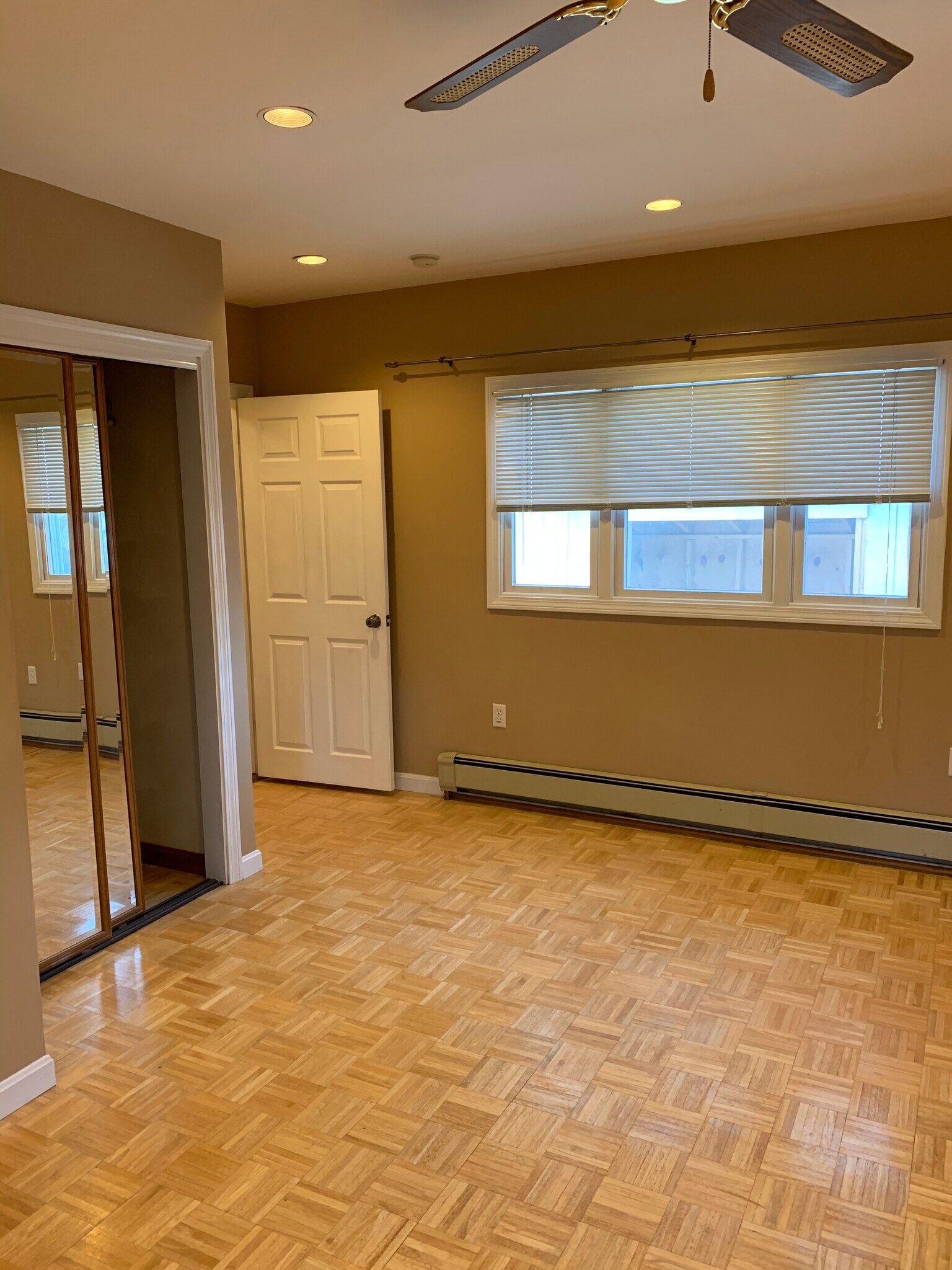 Building Photo - 6 Eliot St