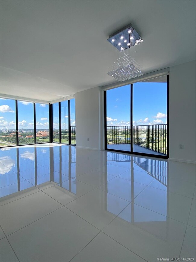 Building Photo - 5300 Paseo Blvd
