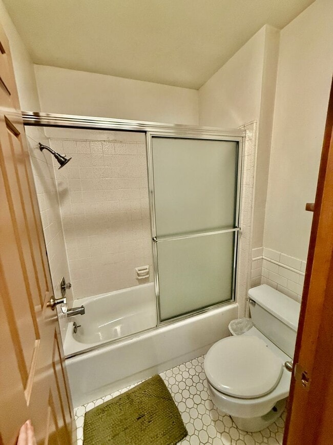 Building Photo - FOR RENT – Aspen Creek Condo in Mammoth Lakes