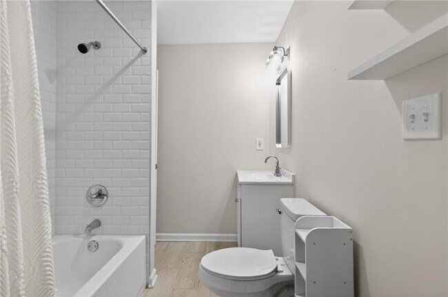 Building Photo - 147 Hermer Cir NW