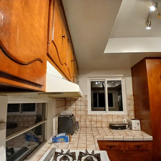 Building Photo - SDSU Area Home for Rent 5 bed 2 bath