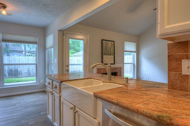 Building Photo - 15 White Bark Pl