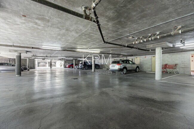 Building Photo - 6669 Embarcadero Dr