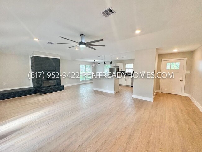 Building Photo - 7810 Birchbark Dr