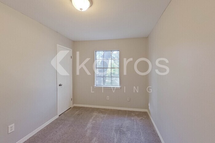 Building Photo - 2550 Old Dobbin Dr E