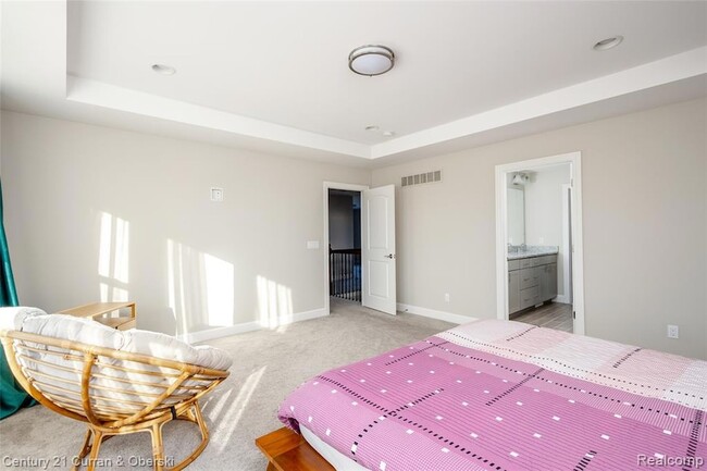 Building Photo - 47749 Fieldstone Dr