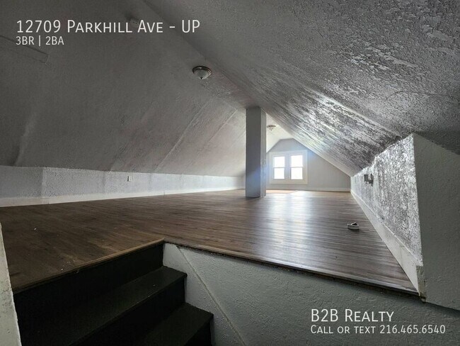 Building Photo - 12709 Parkhill Ave