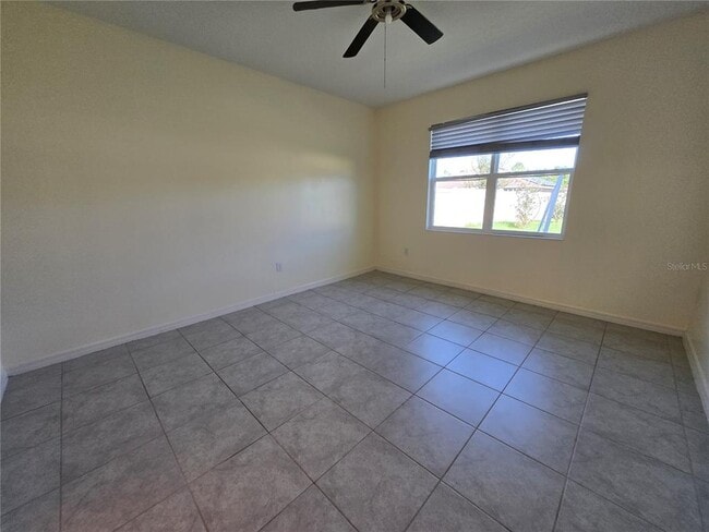 Building Photo - 3205 Casa Del Rey Ave