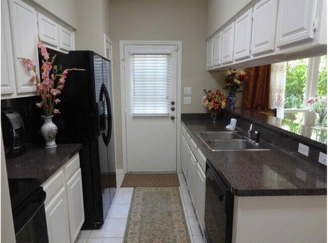 Building Photo - 5911 Woodway Place Ct